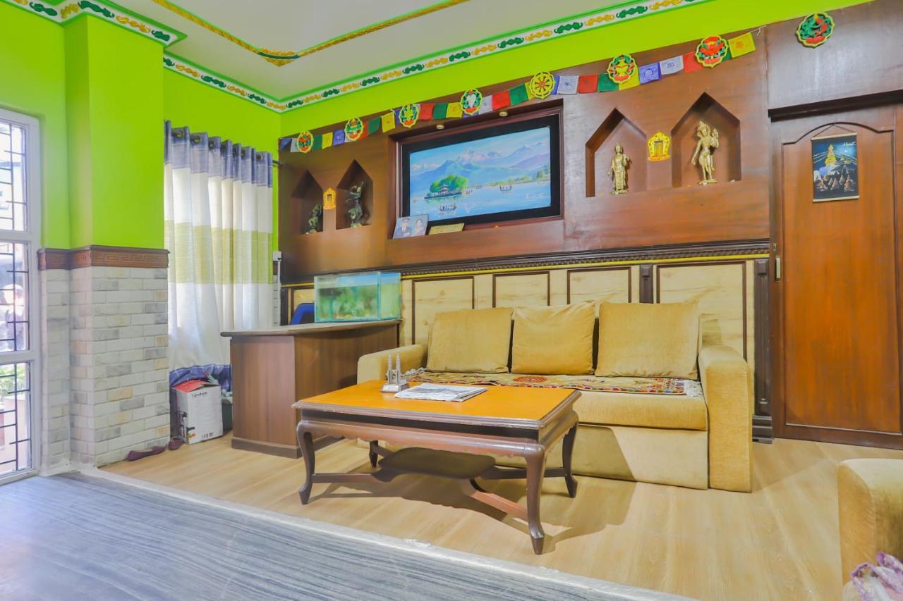 Oyo 720 Lekali Homes And Restaurant Kathmandu Exterior foto